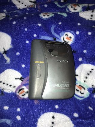 Sony Walkman Wm - Fx323 Am/fm Radio Cassette Player Auto Reverse