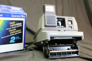 Vintage Polaroid Impulse 600 Plus Instant Film Camera Grey Includes Strap & Film