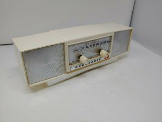 Vintage Commodore AM/FM Radio White TableTop Mid Century Twin Speaker - Japan 3