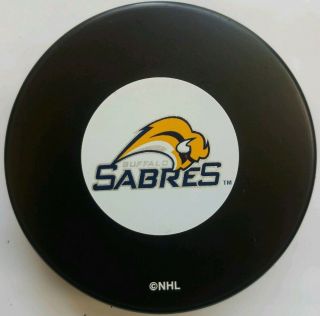 Buffalo Sabres Nhl Official Inglasco Hockey Puck Made In Slovakia