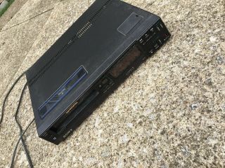 Sony Sl - Hfr70 Beta Max Video Recorder Not With Remote