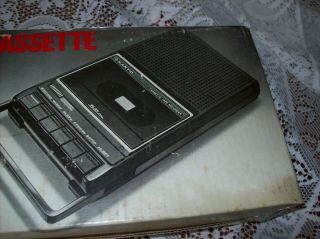 Sanyo Slim Portable Cassette Tape Recorder/player - Never Opened