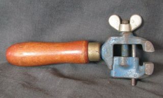 Vintage Gunsmith Jeweler Machinist Hand Held Vise,  Wood Handle Unmarked 3