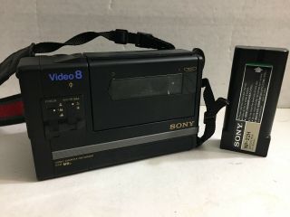 Sony Handycam Video 8 Ccd - M8u Video Camera Recorder Y12