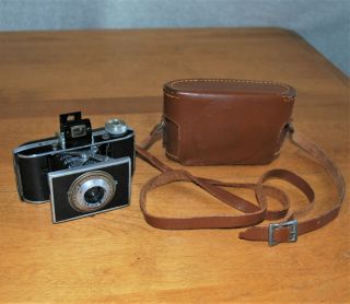 Vintage Kodak Flash Bantam 828 Film Camera Anastar 48mm F4.  5 Lens With Case