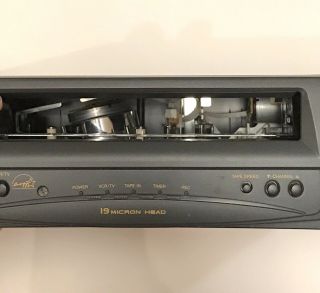 Funai VHS HQ VCR 4 Head Video Cassette Recorder Player F240LA 3
