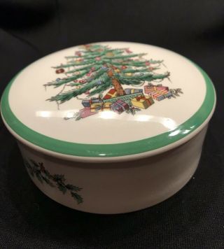 Vintage Spode Christmas Tree 5 " Round Covered Candy Dish Trinket Box England