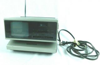 Vintage 1982 Panasonic Tr - 4060p 3 " Tv Am Fm Radio Bisider Combo Television