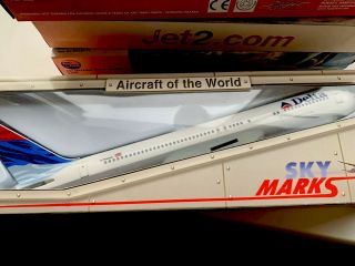 Sky Marks Delta Airlines Model Plane Boeing 767 - 300