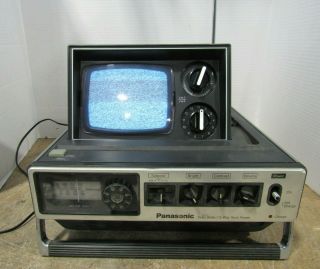 Vintage 1976 Panasonic Tr - 535 Solid State B&w Tv Am Fm Radio Tested/working