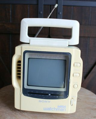 1994 Sony Mega Watchman FD - 525 portable TV - White - AM/FM Tuner 2