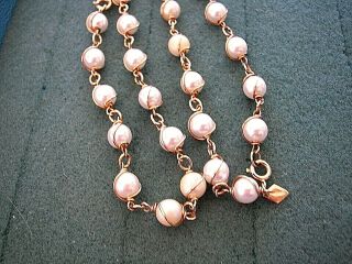 " Pearl Swirl " Gold Tone Pearl Necklace - Sarah Coventry Jewelry - Sara Cov - Vtg