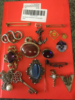 Joblot Of Mixed Vintage Costume Brooches/pins