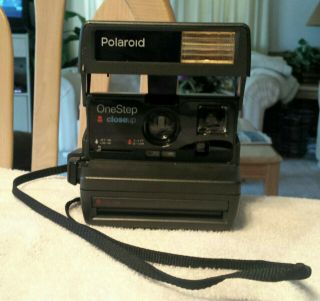 Vintage Polaroid One Step Close Up Instant Camera With Strap