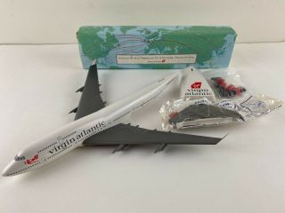 Virgin Atlantic Boeing 747 - 400 1:250 Plastic Model Plane 444 Wooster Aircraft