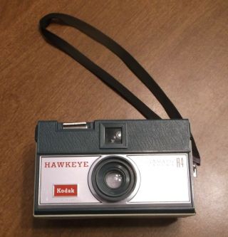 Vintage Kodak Hawkeye R4 Instamatic Camera