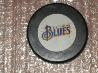 St.  Louis Blues Puck Nhl Trench Mfg.  `1993 - 1995 Musical Note Logo
