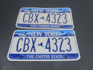 York 2008 Blue White License Plates Cbx4323 Matching Set Empire State Expire