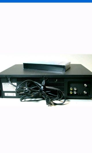 EMERSON EV598 VCR 4 - HEAD VHS CASSETTE PLAYER / RECORDER - NO REMOTE 3