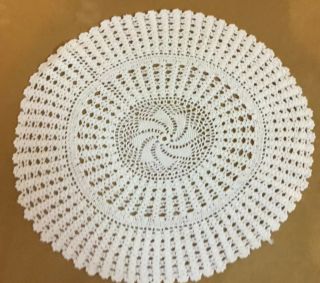 Vintage Hand Crocheted Doily,  Round,  Flower & Pinwheel Design,  White