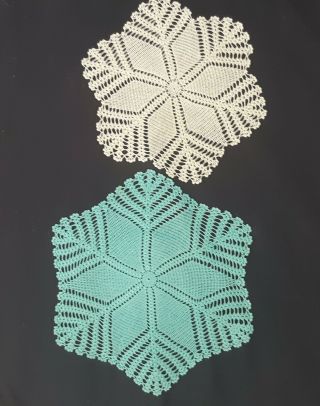 Pretty Vtg Hand Crocheted Fancy Doily Pair Set Of 2 Cream Turquoise Snowflake
