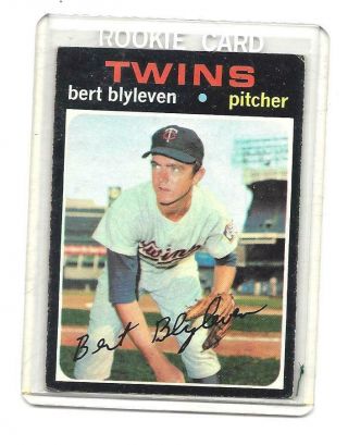 Bert Blyleven 1971 Topps Vintage Baseball Rookie Card Books 30.  00