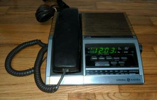 Vintage Ge - 7 - 4700 Fm/am Clock Radio Telephone Woodgrain 7 - 4700a