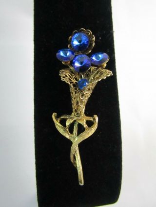 Vintage Flower Blue Rivoli Rhinestone Aged Filigree Gold Tone Fashion Pin Brooch