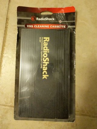 Radio Shack Vhs Cleaning Cassette In Package 15,  000 Hyperbrush Fibers