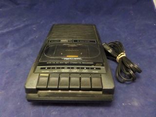 Vintage Realistic Ctr - 73,  Portable Cassette Tape Player.  Recorder.  Radio Shack B2