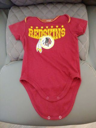 Washington Redskins (nfl) === Infant One - Piece By Nfl Team (size 3/6 Mo)