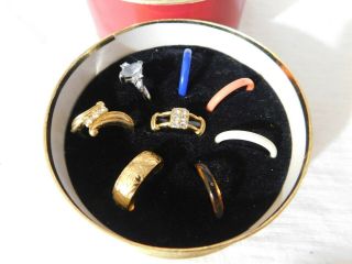 Vtg Set Of 4 Ladies Rings Size 7 To 8 Changeable,  Blue And Clear Crystal