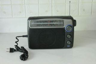 Radio Shack 12 - 887 Am/fm/tv Sound Portable Radio