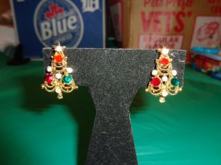 Vintage Goldtone Multi Color Rhinestone Christmas Tree Clip On Earrings