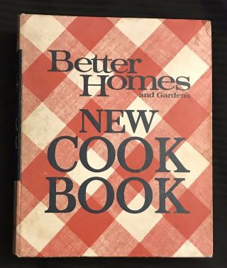 Vintage 1970 Better Homes & Gardens Cookbook Meats Soups Salads Table Tips
