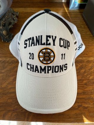 Boston Bruins Nhl 2011 Stanley Cup Champions Reebok Center Ice Stretch Fit Hat