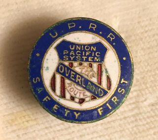 Vintage Union Pacific Railroad The Overland Route Safety Fort Screwback Pin