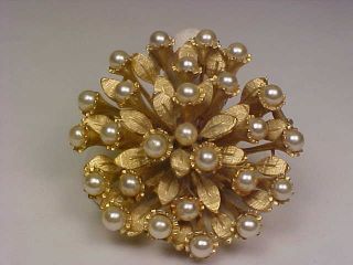 Large Vintage Dimensional Goldtone & Faux Pearl Flower Brooch