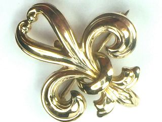 Vintage Ss In Gold Tone Fleur De Lis Design Brooch/pendant.  0.  97 ".  2.  5gm.