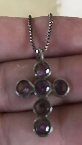 Very Pretty Vintage Sterling Silver And Amethyst Cross & Chain