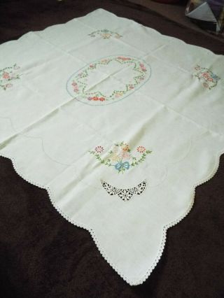 Old/vintage Hand Embroidered Tablecloth,  Flower Design,  Lace Insert To Corner