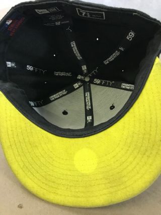 MLB Kansas City Royals Black & Yellow Era Fitted Hat 7 3/8 E2 3
