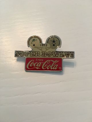 1985 Coca - Cola Coke Bowl Vi (6) Hat Pin Miami Dolphins Vs Dallas Cowboys
