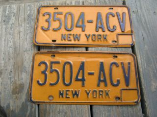 1973 73 - 1986 86 York Ny Orange License Plate Pair Set 3504 Acv