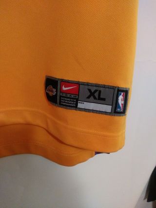 Nike Los Angeles Lakers XL 1/4 Zip Pullover jersey. 3