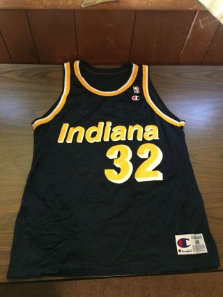 Vintage Champion Indiana Pacers Dale Davis 32 Basketball Jersey Size 44 Large