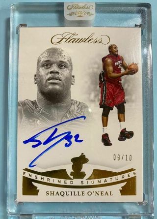 2018 - 19 Panini Flawless Encased Gold Enshrined Autograph Shaquille O 