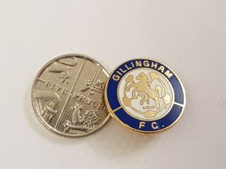 Vintage Gillingham Fc Enamel Pin Badge