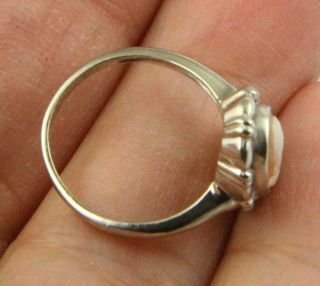 Vintage c 1950 ' s silver 10 ct white gold plated Italian shell cameo ring 3