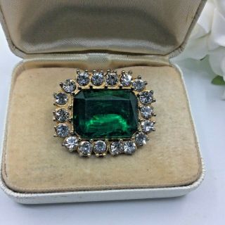 Vintage Jewellery Emerald Green Crystal & Clear Rhinestone Gold Tone Brooch Pin